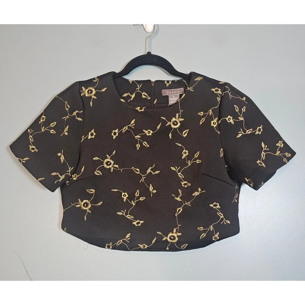 Gracia Women's Black Gold Floral Embroidered Scuba Crop Top Blouse Size‎ Medium